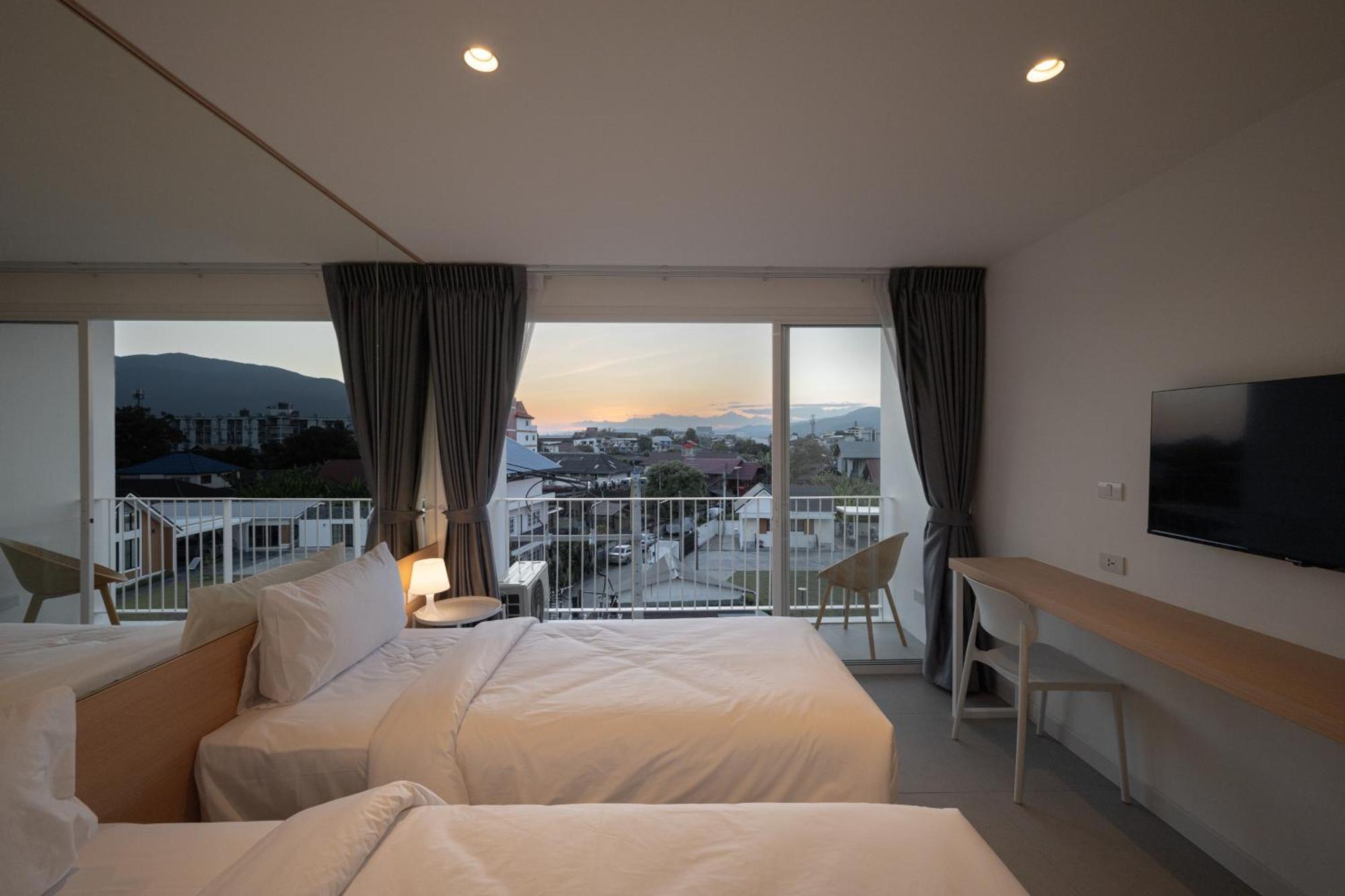 Lis Hotel Chiangmai Chiang Mai Eksteriør billede